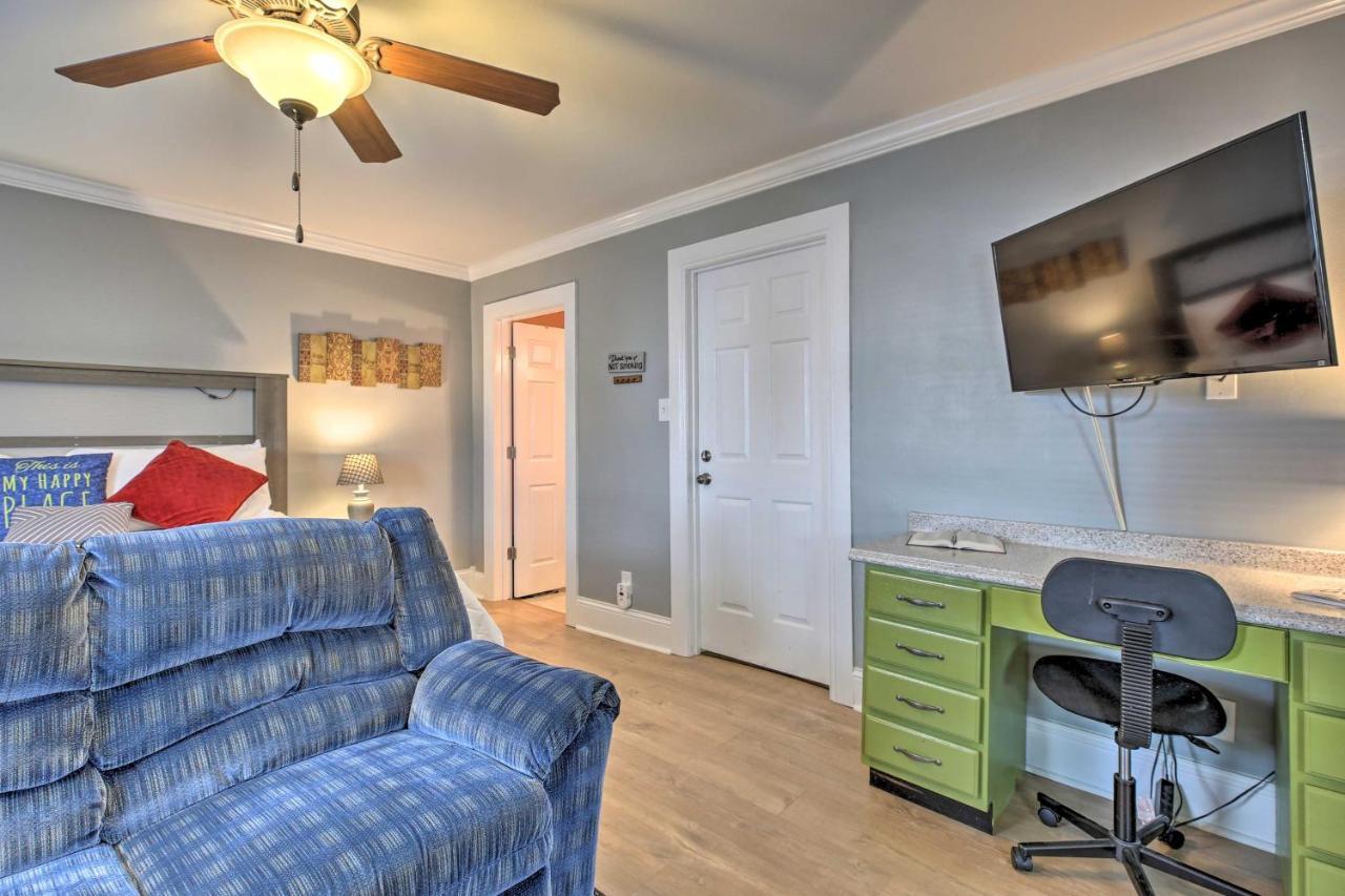 Modern Studio Apartment In Central Williamstown! Exterior photo