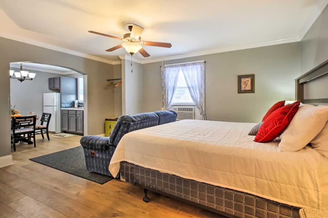 Modern Studio Apartment In Central Williamstown! Exterior photo