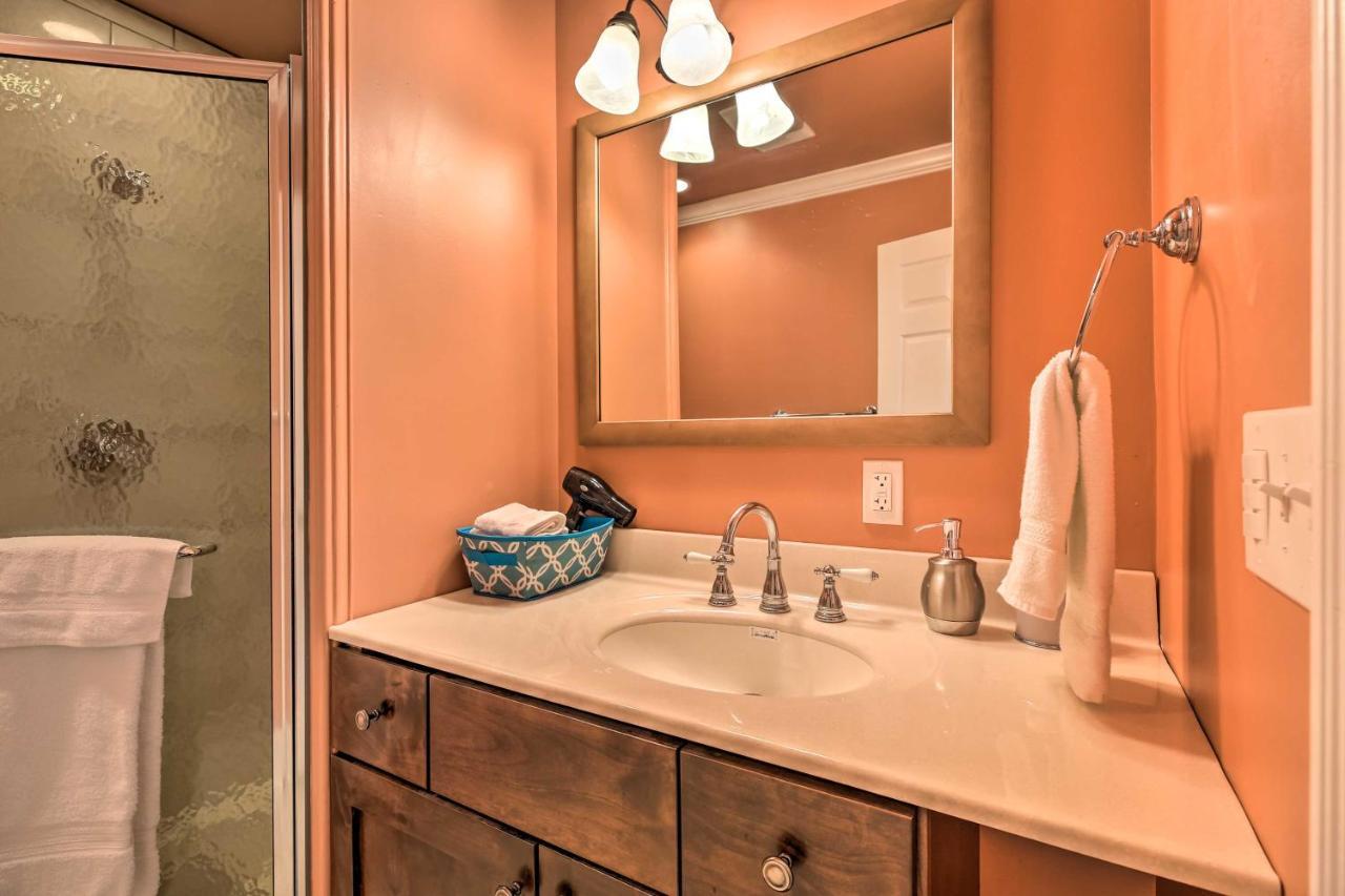 Modern Studio Apartment In Central Williamstown! Exterior photo